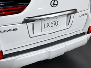 Lexus LX570/450d 2008–2022 Kentekenplaathouder achter met LED-verlichting (2007-2023) Zwarte kleur foto 4