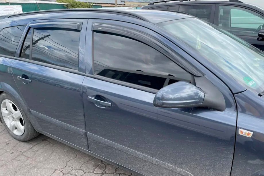 Opel Astra H 2004–2013 Raamwindschermen WG (4 stuks, HIC) Foto 1