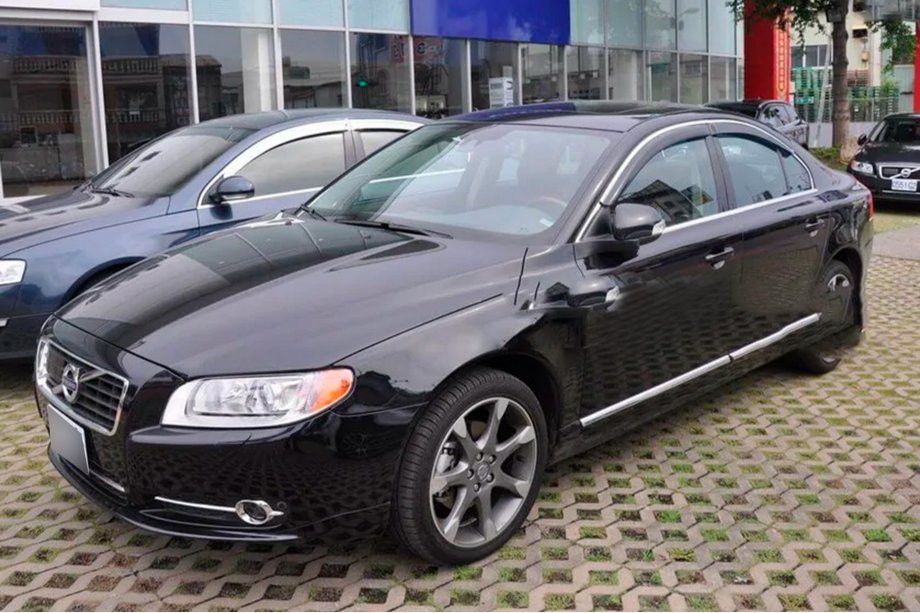Volvo S80 2006–2016 Raamdeflectors met chroomstrip (4 stuks, HIC) Foto 2