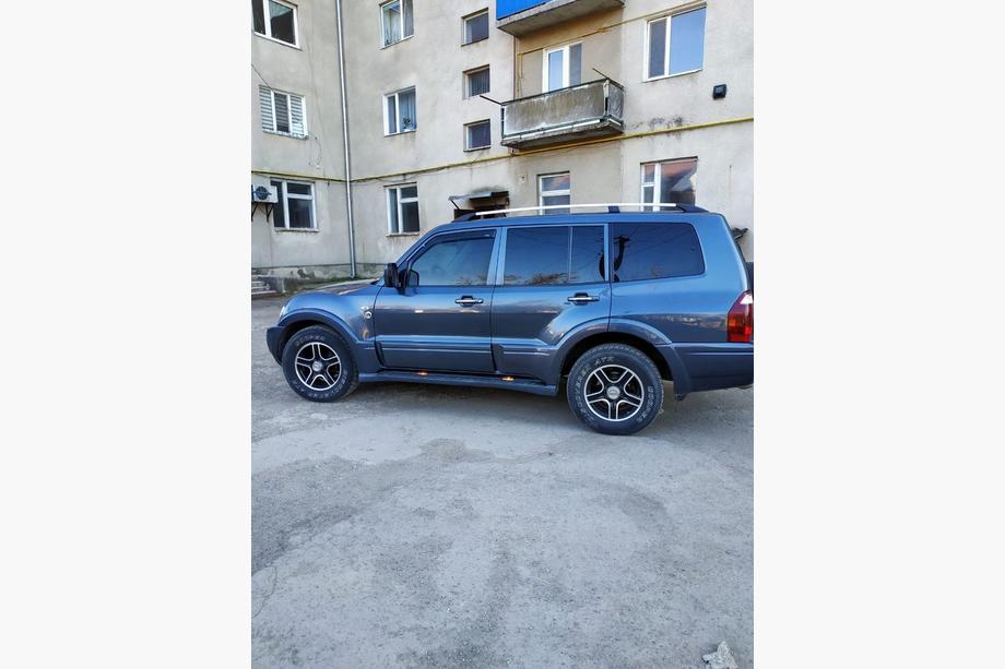 Mitsubishi Pajero Wagon III 1999–2006 Chromen dakrails Turks design (2 stuks) Foto 4
