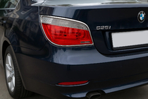 BMW 5 Serie E60/E61 2003–2010 Achterlicht afdekkappen (2 stuks, kunststof) foto 1