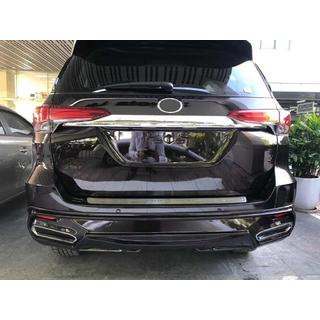 Faceliftset (voor modeljaar 2018) Toyota Fortuner 2015– foto 2