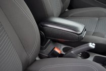 Renault Duster 2018–2024 Armsteun voor in de bekerhouder foto 1