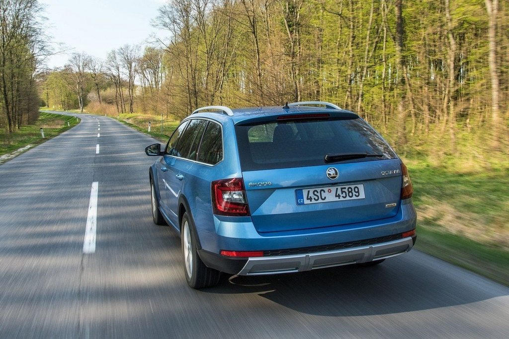 Offroad-modificatie van de Skoda Octavia Scout stationwagen