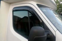 Nissan NV400 2010–2024 Raamwindschermen (2 st., HIC) foto 2