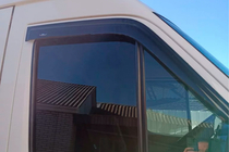 Volkswagen LT 1995–2006 Raamwindschermen (2 st., HIC) foto 4