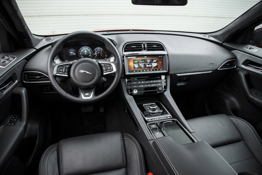 Review van de premium crossover Jaguar F-Pace