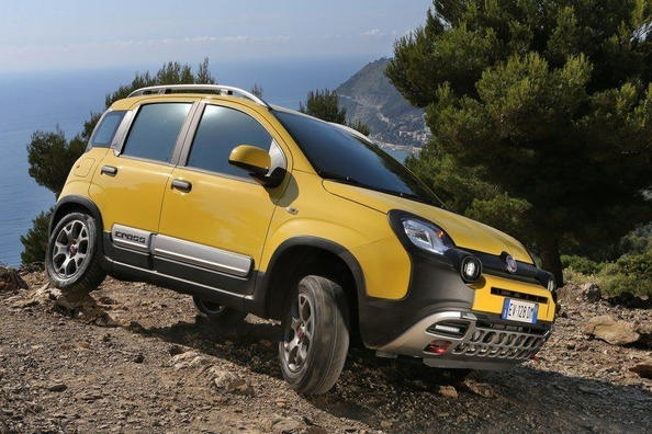 Offroad-modificatie van de hatchback Fiat Panda Cross