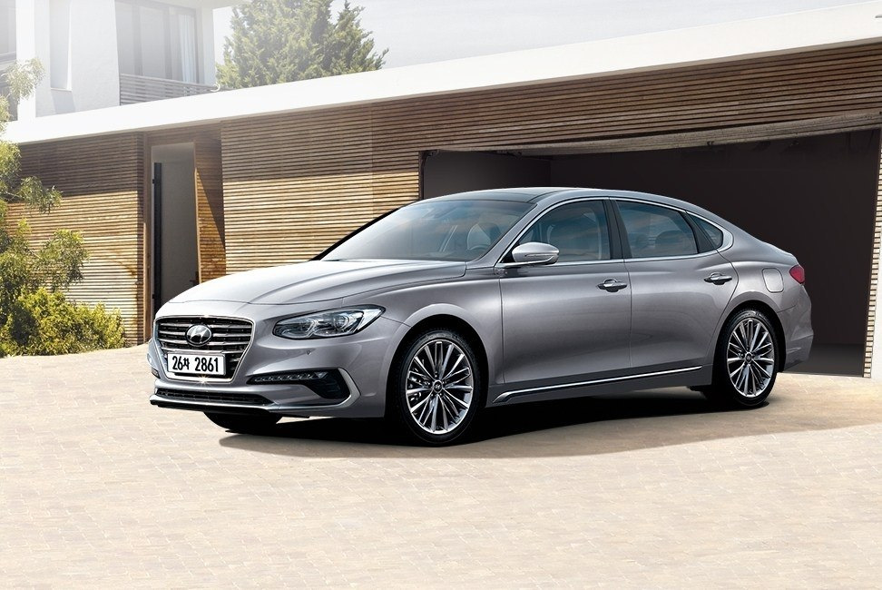 Zesde generatie sedan Hyundai Grandeur