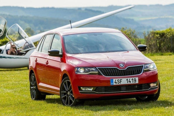 Vernieuwd model van hatchback Skoda Rapid Spaceback