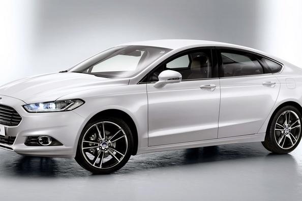 Review van de middelgrote sedan Ford Mondeo