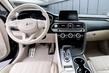 Eerste generatie van de Genesis G70 sedan foto 9