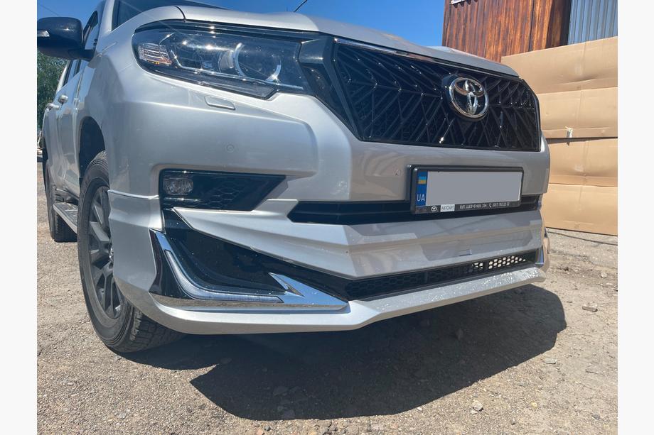 Toyota Land Cruiser Prado 150 2009–2023 Modelista V3-LED voor- en achterbumper lip kit (2017-) Foto 3