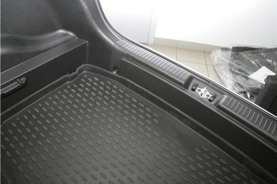 Kia Venga 2010–2019 Onderste kofferbakmat (Novline) HB Foto 3
