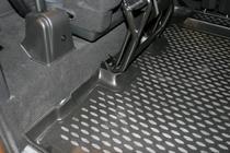 Land Rover Defender 1986–2016 Lange kofferbakmat (Novline) 110 5D (introductie) foto 2
