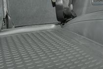 SsangYong Rexton I 2001–2017 Kofferbakmat (Novline) invoering foto 4