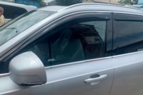 Volvo XC90 2015– Raamdeflectoren met chromen sierstrip (4 stuks, HIC) foto 4