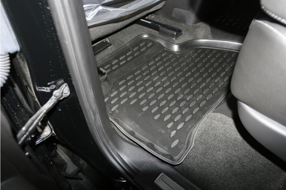 Chevrolet Tahoe 2014–2019 (2015↗) 3D rubberen automatten voor het interieur (4 stuks, Novline) Foto 5