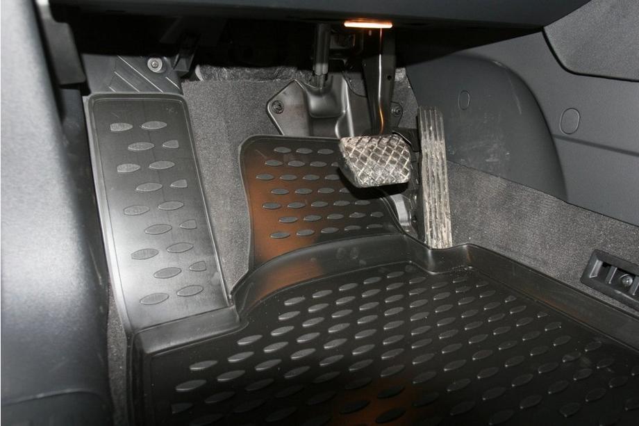 Audi A3 2003–2012 Rubberen vloermattenset voor interieur (4 stuks, Novline) Foto 2