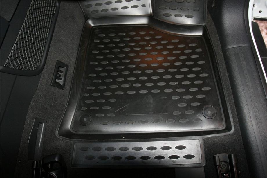 Audi A3 2003–2012 Rubberen vloermattenset voor interieur (4 stuks, Novline) Foto 4
