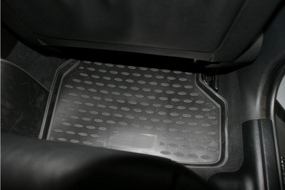 BMW 5 Serie E60/E61 2003–2010 Rubberen vloermatten voor het interieur (4 stuks, Novline) Variant 2 Foto 3