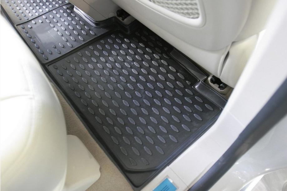 Cadillac SRX 2004–2009 (2010↗) Rubber vloermatten voor het interieur (3 stuks, Novline) Foto 3