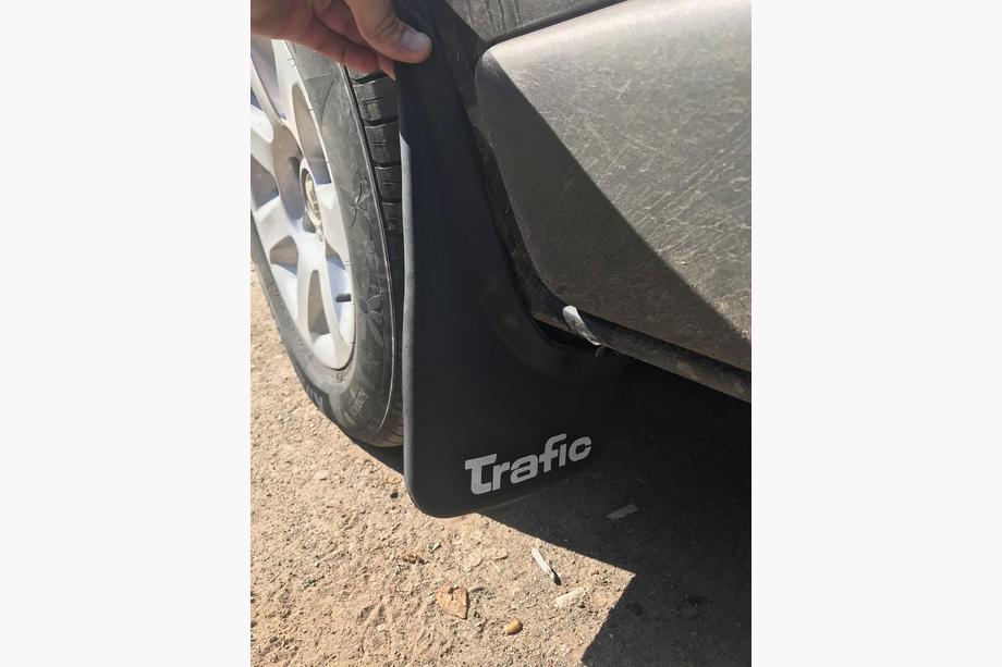 Renault Trafic 2001–2015 Premium spatlapset (2 stuks, rubber) Foto 2