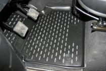 Land Rover Defender 1986–2016 Rubberen vloermatten voor het interieur (3 stuks, Novline) 110/5D foto 2