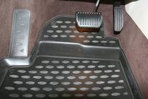 Range Rover Evoque 2012–2018 Rubberen vloermattenset voor interieur (4 stuks, Novline) foto 2