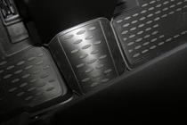 Toyota FJ Cruiser 2006–2022 Rubberen vloermattenset voor interieur (4 stuks, Novline) foto 5