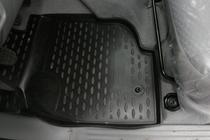 Toyota Hilux 2006–2015 (2008↗) Rubberen vloermatten voor interieur (set 4 stuks, Novline) foto 2