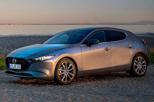 Compacte hatchback: Mazda 3 van de vierde generatie