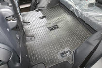 Toyota Land Cruiser 200 2007–2021 Rubberen vloermatten voor het interieur (Novline, 2012-2015) foto 4