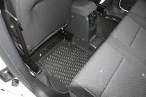 Volkswagen Caddy 2015–2020 Rubberen vloermattenset voor interieur (4 stuks, Novline) foto 2