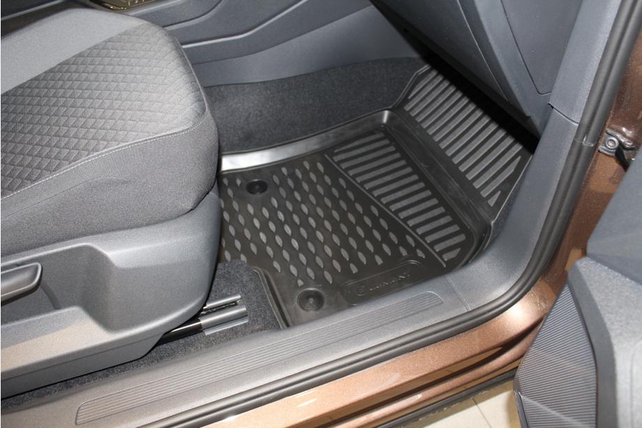Volkswagen Tiguan 2016–2023 Rubberen vloermatten voor het interieur (4 st., Novline) 5D (korte carrosserie) Foto 2