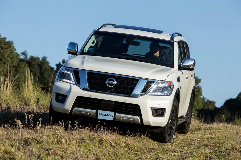 Review van de tweede generatie Nissan Armada, een ladderframe-SUV