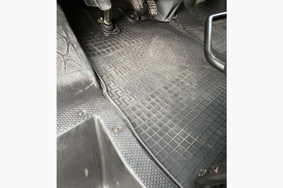 Peugeot Boxer 1994–2006 Rubberen vloermatten (2 stuks, Polytep) Foto 3