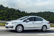 Test van de compacte sedan Peugeot 408 foto 9