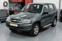 Chevrolet Niva 1998–2020 Side steps Allmond Grey (2 stuks, aluminium) foto 1