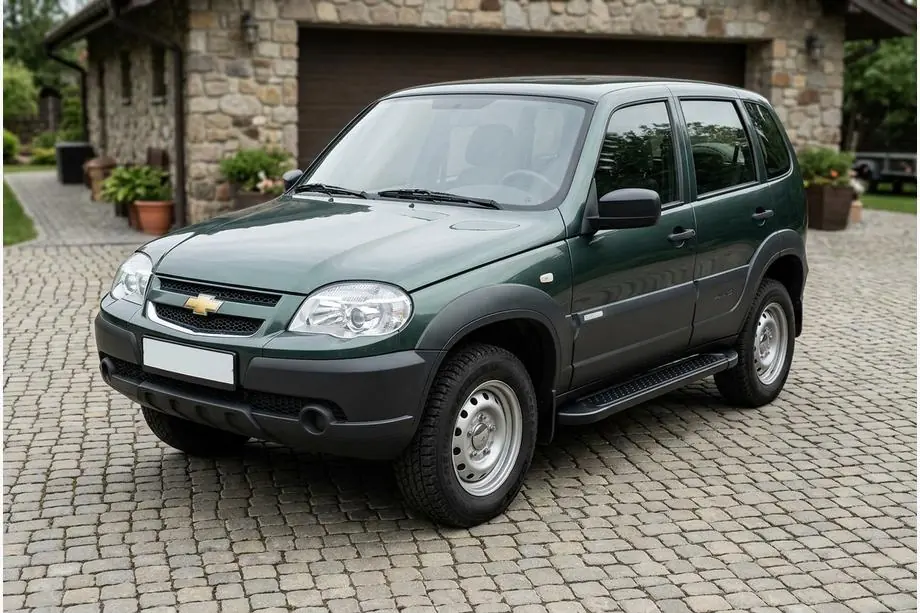 Chevrolet Niva 1998–2020 Allmond Black zijtreden (2 st., aluminium) Image