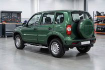 Chevrolet Niva 1998–2020 Tayga V2 side steps (2 stuks, aluminium) foto 1