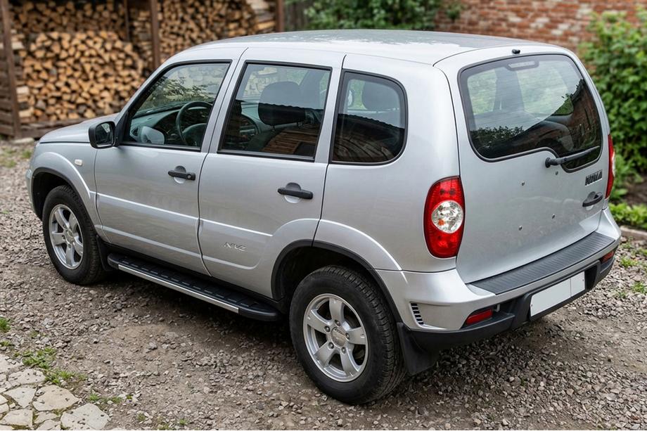 Chevrolet Niva 1998–2020 Duru zijtreden (set van 2, aluminium) Image
