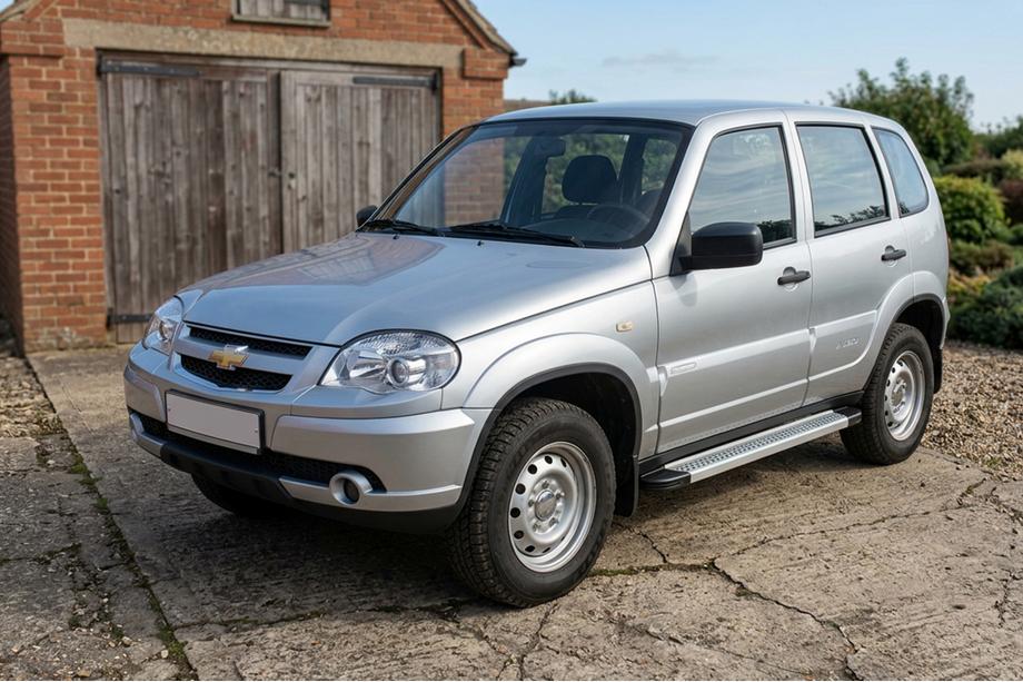 Chevrolet Niva 1998–2020 Zijtreden Maya V2 (set van 2, aluminium) Image
