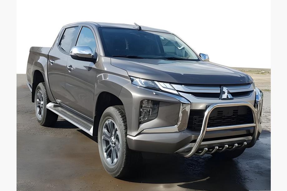 Mitsubishi L200 2015–2024 Bullbar WT003-Special (RVS) Image