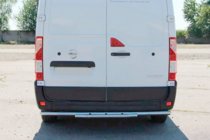 Renault Master 2011–2023 Achterbeschermbeugel AK008 (RVS) foto 3