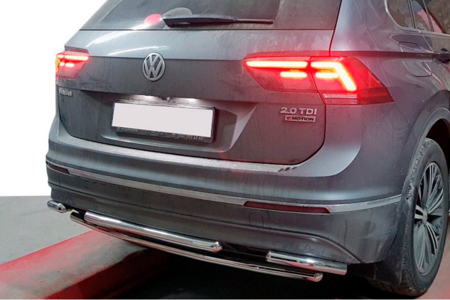 Volkswagen Tiguan 2016–2023 Achterbeschermbeugel AK001-2 (RVS) Image