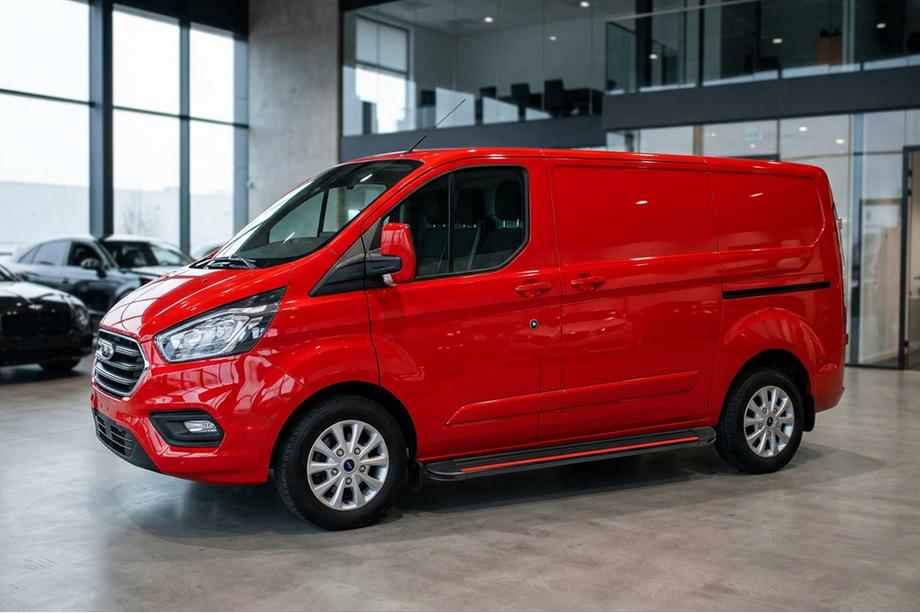 Ford Custom 2013–2022 Side steps Maya Red (2 stuks, aluminium) Image