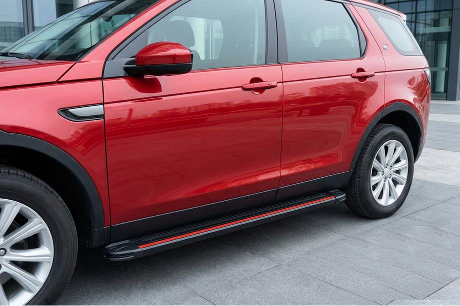 Land Rover Discovery Sport 2014– Side steps Maya Red (2 stuks, aluminium) Image