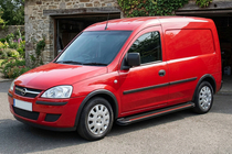 Opel Combo 2002–2012 Side steps Maya Red (2 stuks, aluminium) foto 1
