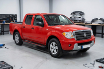 Suzuki Equator 2009– Side steps Maya Red (2 stuks, aluminium) foto 1